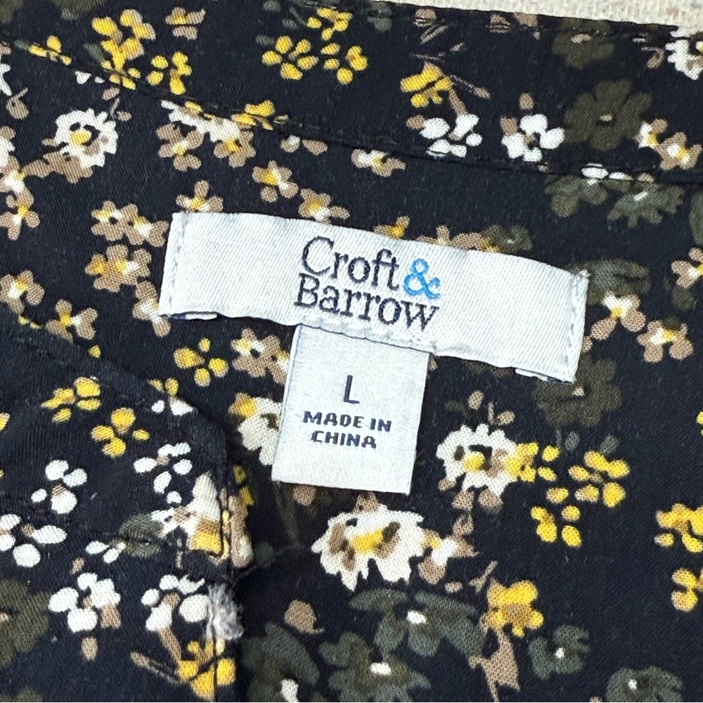 Croft & Barrow Black Floral Short Sleeve Top - Size Large - Picture 7 of 13